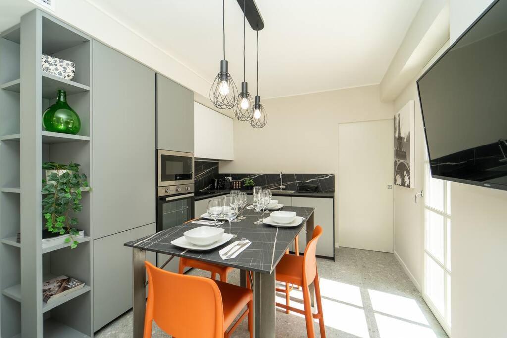 Apt 2 Min From The Cathedral With Private Parking Como Exterior photo